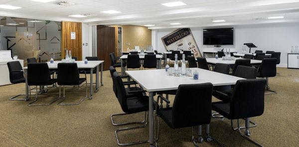 london liverpool st serviced offices meeting room