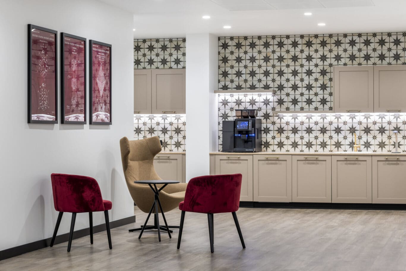 AREA – OSiT – Office Curator – LARGE-30