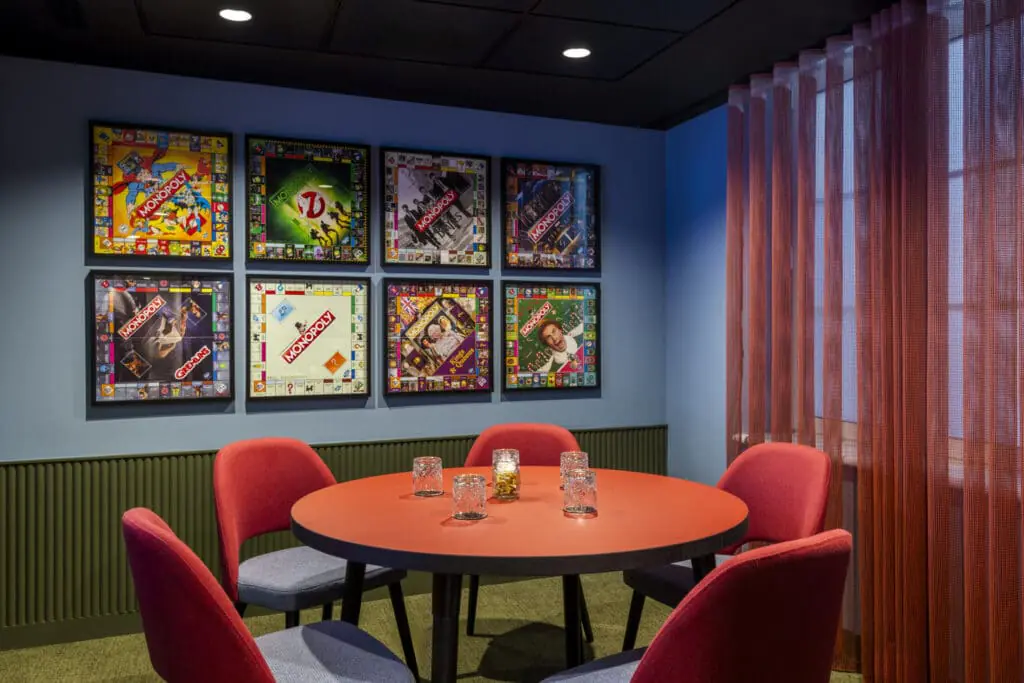 High spec technology and luxury interiors in the Board meeting room to hire meeting rooms in Liverpool Street at Office Space in Town.