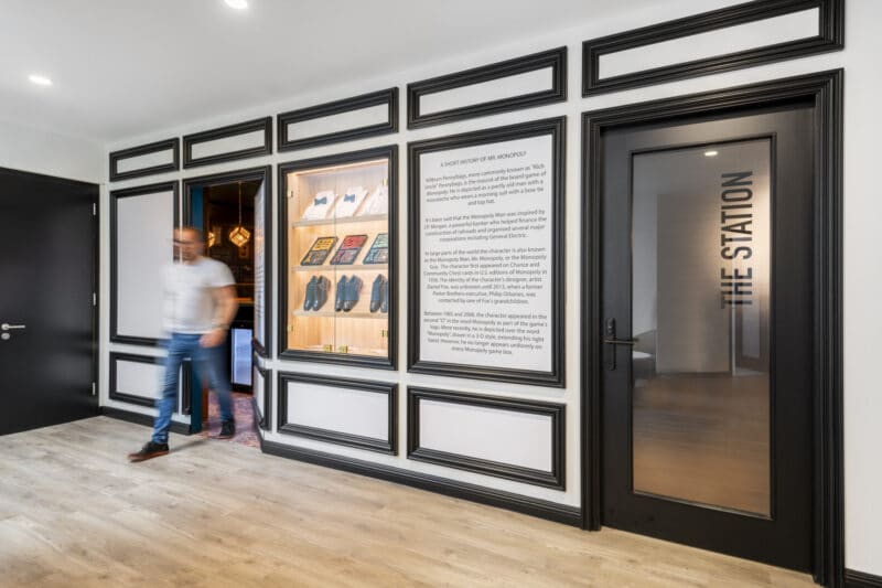 Luxury entrance feature at 46 New Broad Street for businesses looking for office space to rent in Liverpool Street at Office Space in Town.